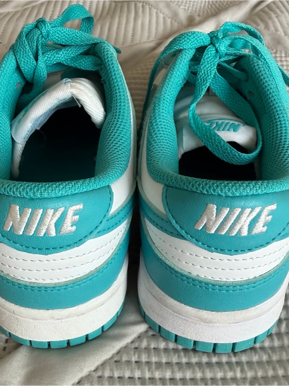 Nike Low-Top Sneakers in Teal and White - Picture 3 of 9